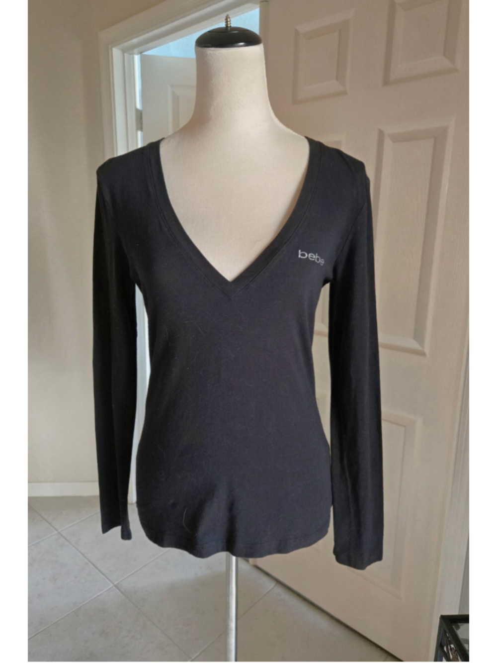 Vintage Y2K Bebe Rhinestone Logo Black Deep V-Neck Long Sleeve Top. L